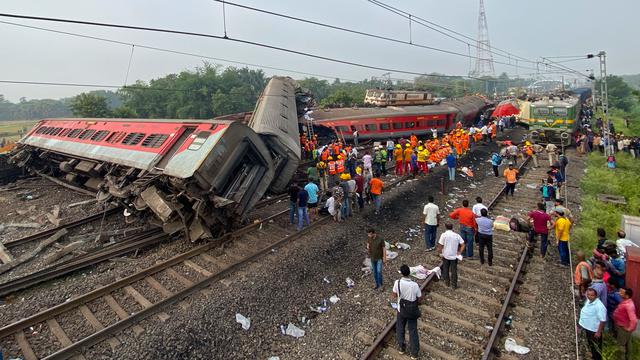 Kecelakaan Kereta Api di India Tewaskan 261 Orang