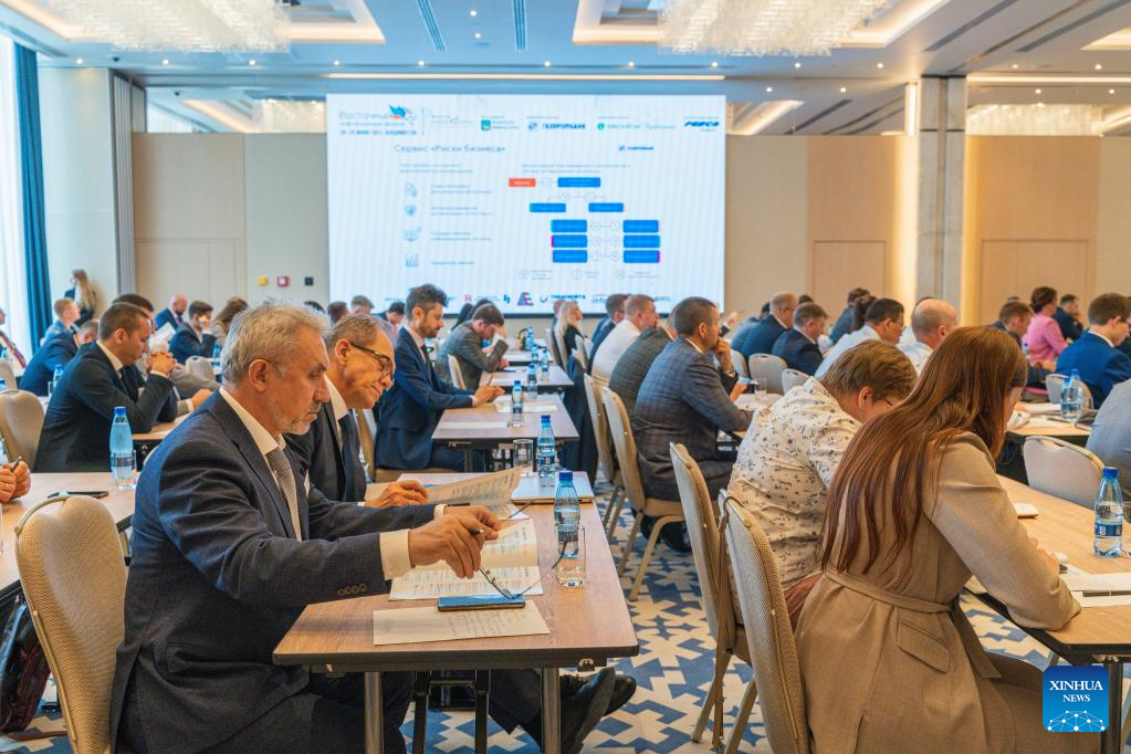 Forum Minyak dan Gas Internasional Dimulai di Vladivostok