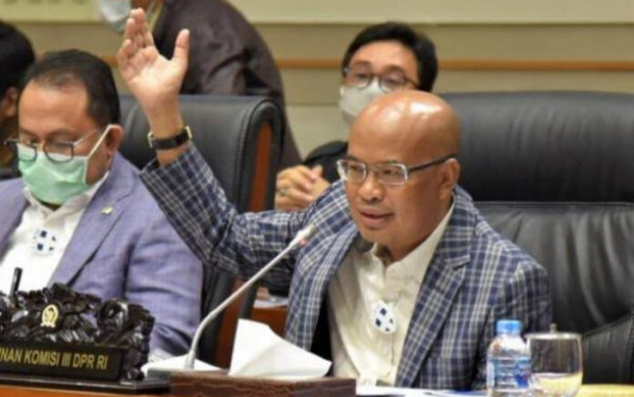 Legislator Gerindra Desmond Mahesa Meninggal Dunia