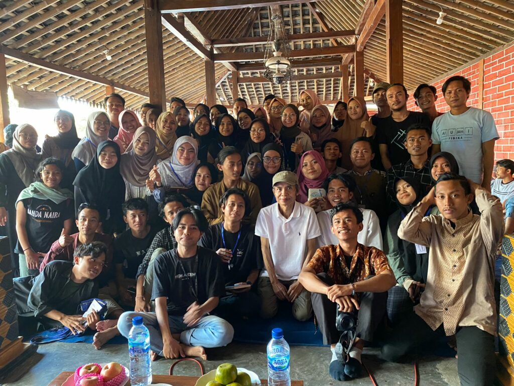 Beberapa peserta kemah literasi nasional 2023 (foto: Beritabaru.co) 