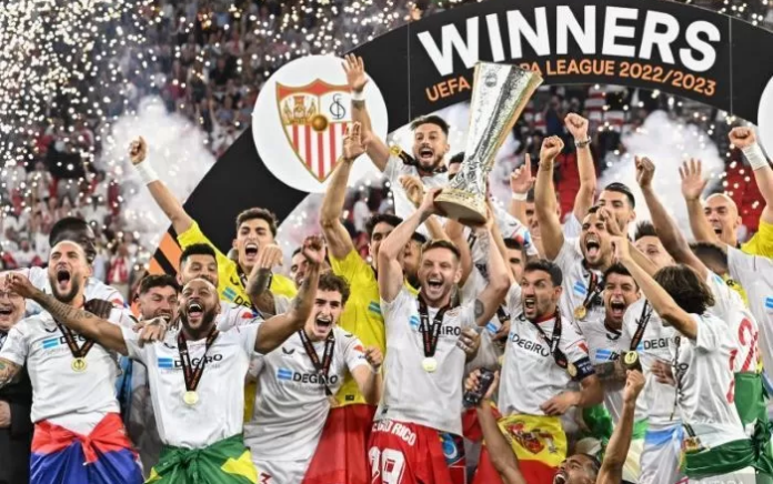 Sevilla Juara Liga Europa 2022/2023, Tujuh Final Tujuh Gelar