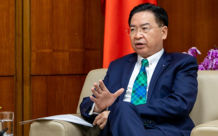 Menteri Luar Negeri Taiwan Kunjungi Eropa di Tengah Ketegangan Pulau