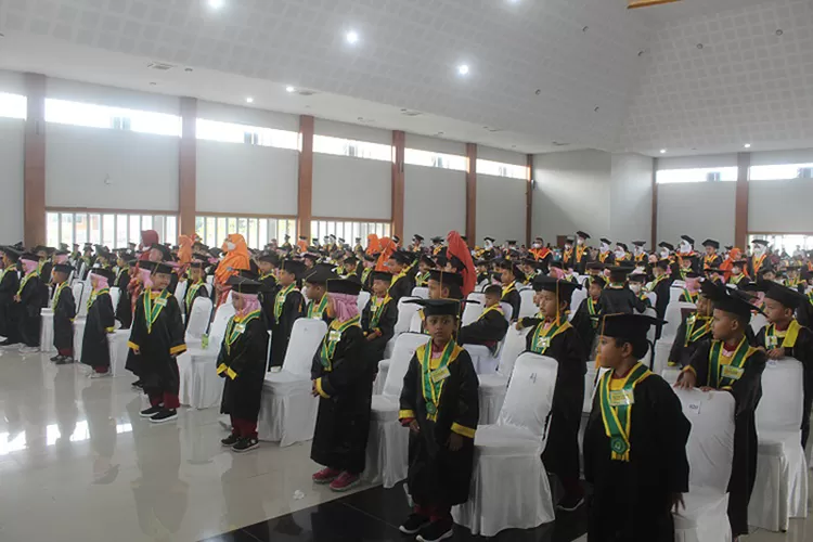 Kemendikbudristek: Wisuda Tidak Wajib Bagi PAUD, TK, hingga SMA