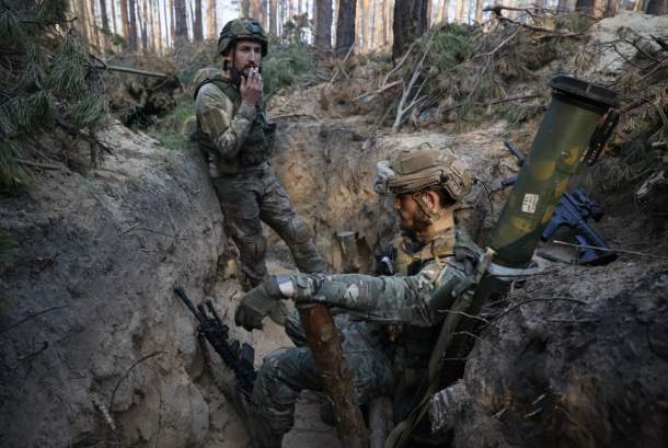 Polandia Pertimbangkan Rencana Pengiriman Pasukan ke Ukraina