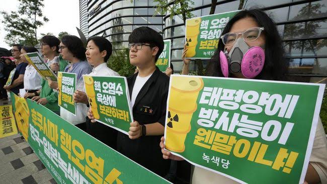 Aktivis Korea Selatan Mempertanyakan Laporan IAEA Tentang Rencana Pembuangan Air Limbah Nuklir Fukushima