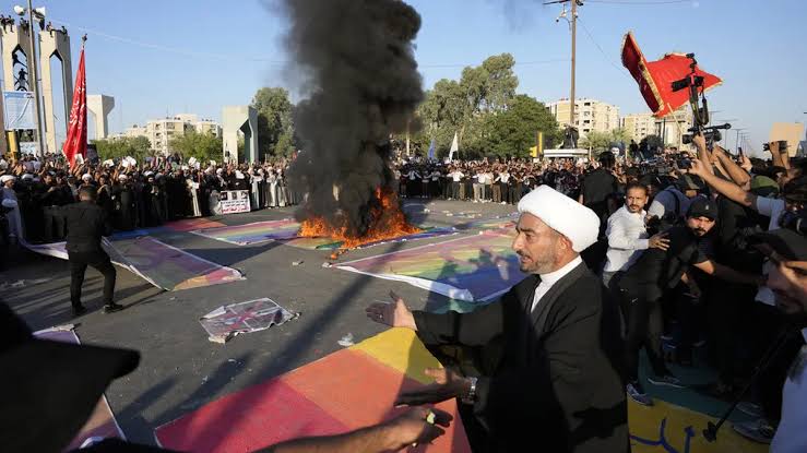 Ratusan Warga Irak Gelar Protes di Baghdad Tolak Aksi Pembakaran al-Qur'an