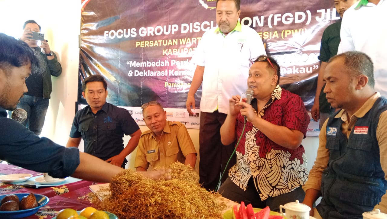 FGD PWI Simpulkan Perda Tembakau Harus Direvisi karena Merampok Petani