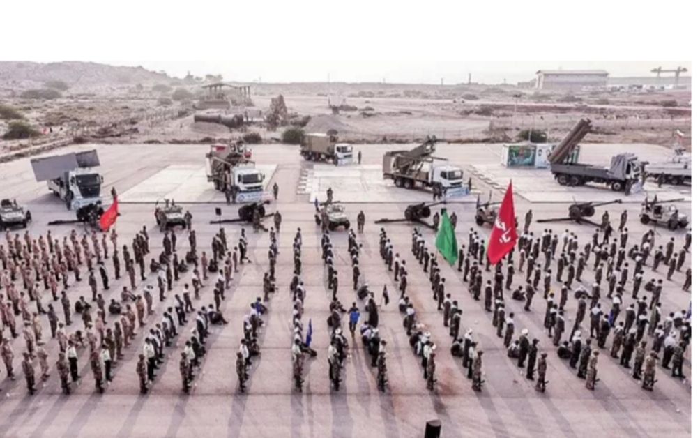 Iran Luncurkan Latihan Militer Dadakan di Teluk Persia