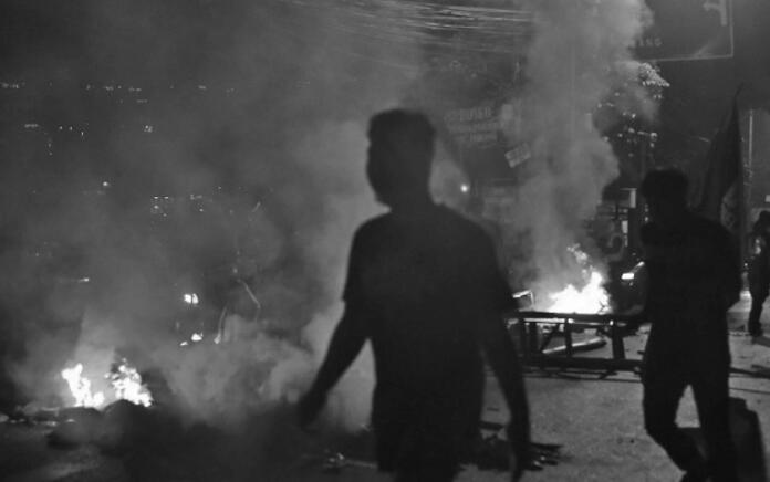 Kronologi Kekacauan di Dago Elos: Ledakan Gas Air Mata Hantam Aksi Protes Massa