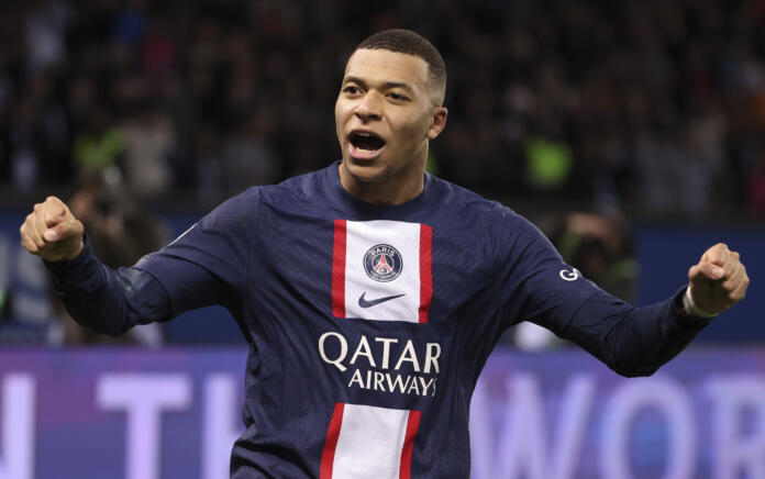 Mbappe Pastikan Tetap Bertahan di PSG Hingga Kontrak Habis