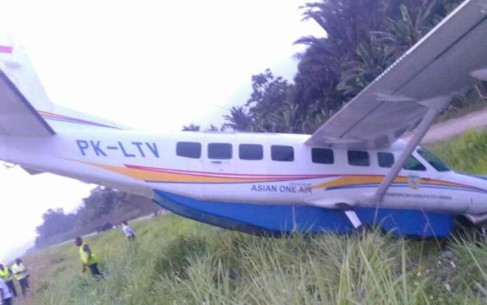 Pesawat Asian One Alami Kecelakaan Akibat Rem Blong di Bandara Kenyam, Papua