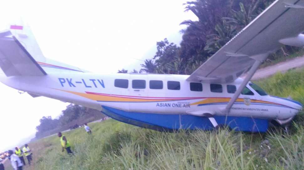 Pesawat Asian One Alami Kecelakaan Akibat Rem Blong di Bandara Kenyam, Papua