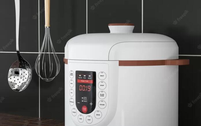 Pemerintah Akan Bagi-Bagi Rice Cooker Gratis untuk Masyarakat