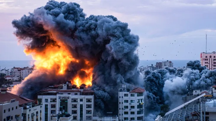 Israel Bantai Gaza dengan 6.000 Bom dan 4.000 Ton Bahan Peledak