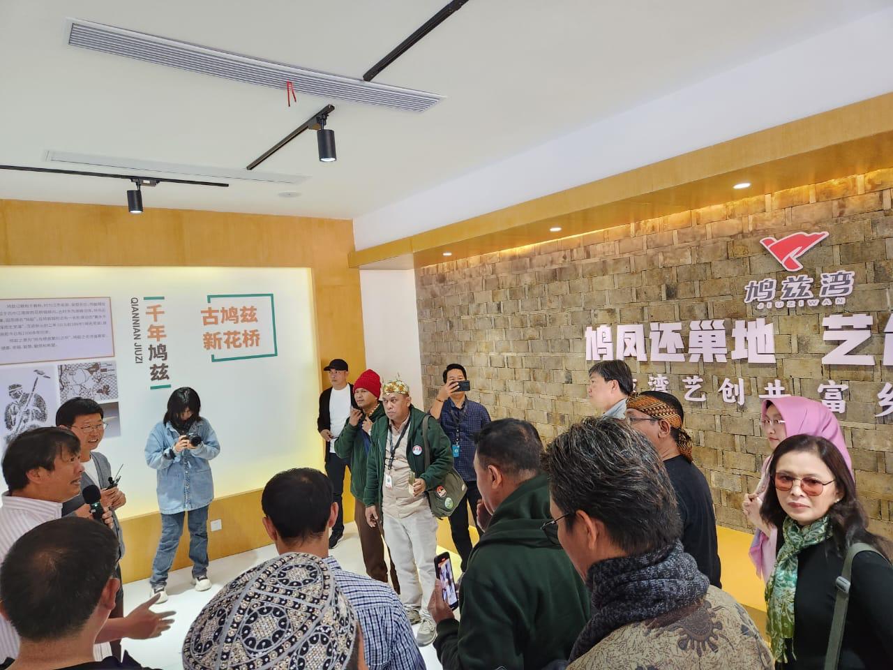 Puluhan Kepala Desa Indonesia Berkunjung ke China untuk Belajar Pembangunan Terpadu
