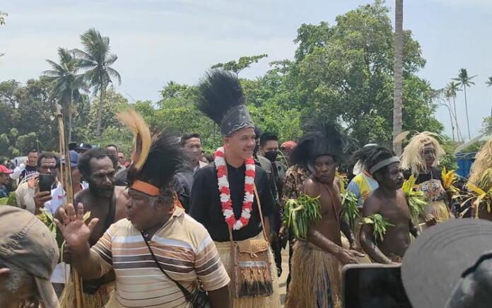 Ganjar Pranowo saat memulai kampanye di Merauke (Foto: Kompas)