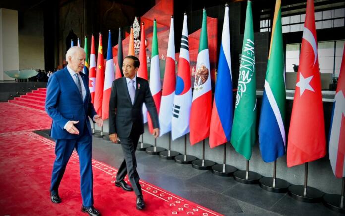 Presiden Jokowi bersama Presiden AS, Joe Biden (foto; Setkab)