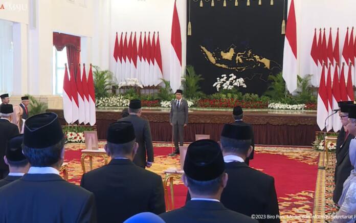 Penganugerahan Pahlawan Nasional pada 10 November 2023 oleh Presiden Joko Widodo (Foto: Tangkapan Layar)