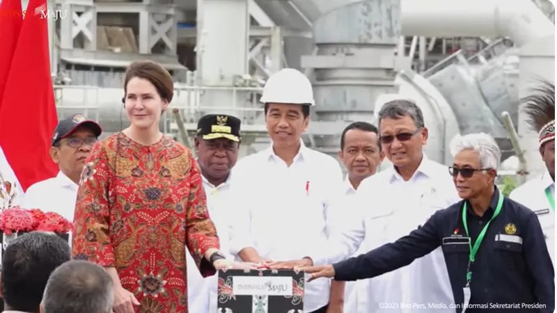 Jokowi Resmikan Kilang Gas Tangguh Train 3, Investasi Rp72,45 Triliun