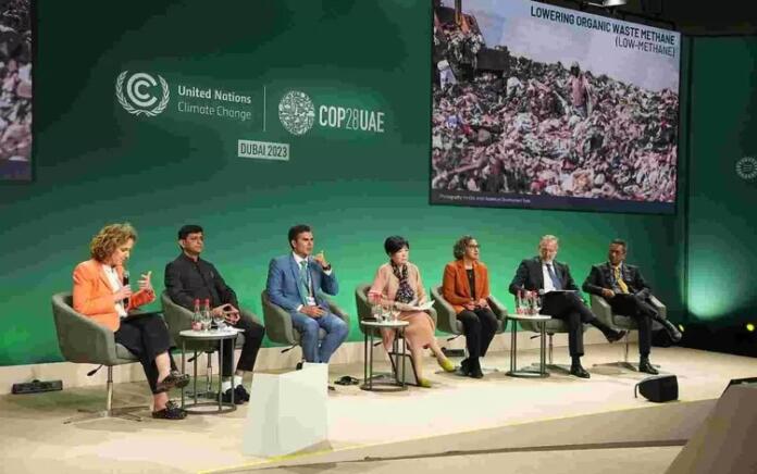 Pj. Gubernur Heru menjadi pembicara pada Diskusi Panel Subnational Climate Action Leaders’ Exchange (SCALE) bertema Advancing Ambitious Multi-Level Climate Action pada COP28