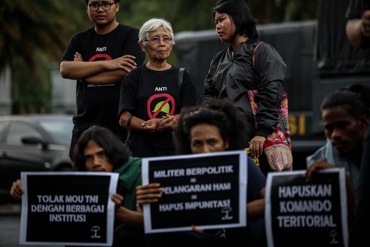 Aksi Kamisan (Foto: Kompas)