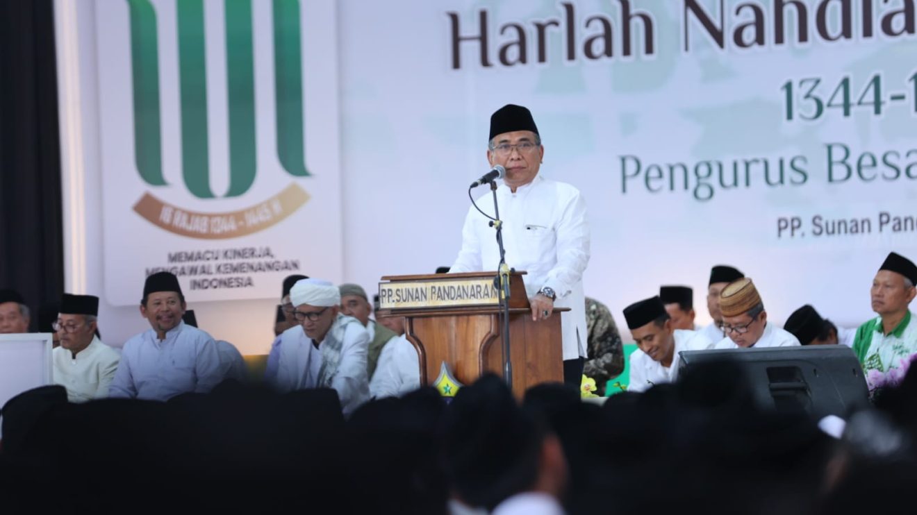 Gus Yahya dalam sambutannya pada istigasah dalam rangka Harlah ke-101 NU di Pondok Pesantren Sunan Pandanaran, Yogyakarta. (Foto: Jurnal9)