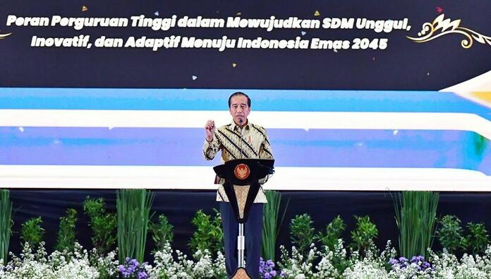jokowi dalam pembukaan Konvensi Kampus XXIX dan Temu Tahunan Forum Rektor Indonesia di Surabaya, Senin (15/1)