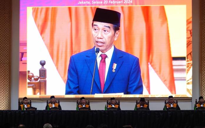 Jokowi saat memberikan sambutan pada Laporan Tahunan Mahkamah Agung di Jakarta Convention Center, Selasa (20/2/2024).