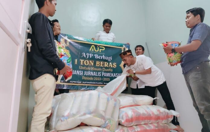 Ramadan; AJP Berbagi 1 Ton Lebih Beras kepada Kaum Duafa