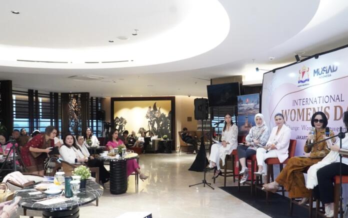 Acara Talkshow bertajuk Cup of Change: Women Empowering Progress yang digelar Kadin (foto: Dok. Kadin)