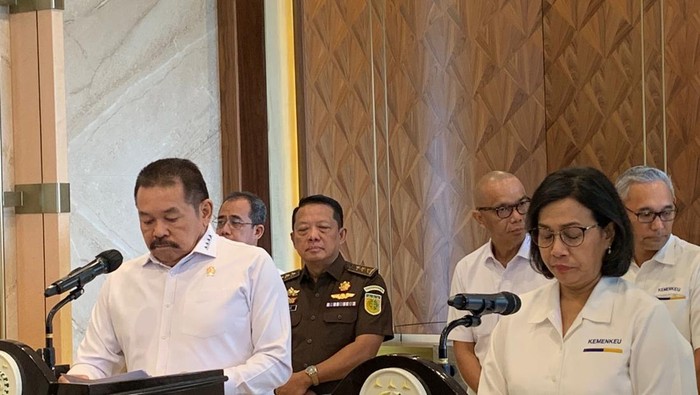 Menteri Keuangan Sri Mulyani Indrawati hari ini mendatangi kantor Kejaksaan Agung (Kejagung) di Jakarta Selatan. (Foto: Anisa Indraini/detikcom)