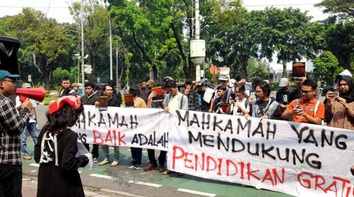 Masyarakat Galang Dukungan Melalui Amicus Curiae untuk Soal Komersialisasi Pendidikan