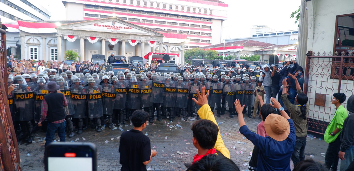 Tindakan Polisi Terhadap Demonstran di Semarang Dinilai Langgar Hak Asasi Manusia