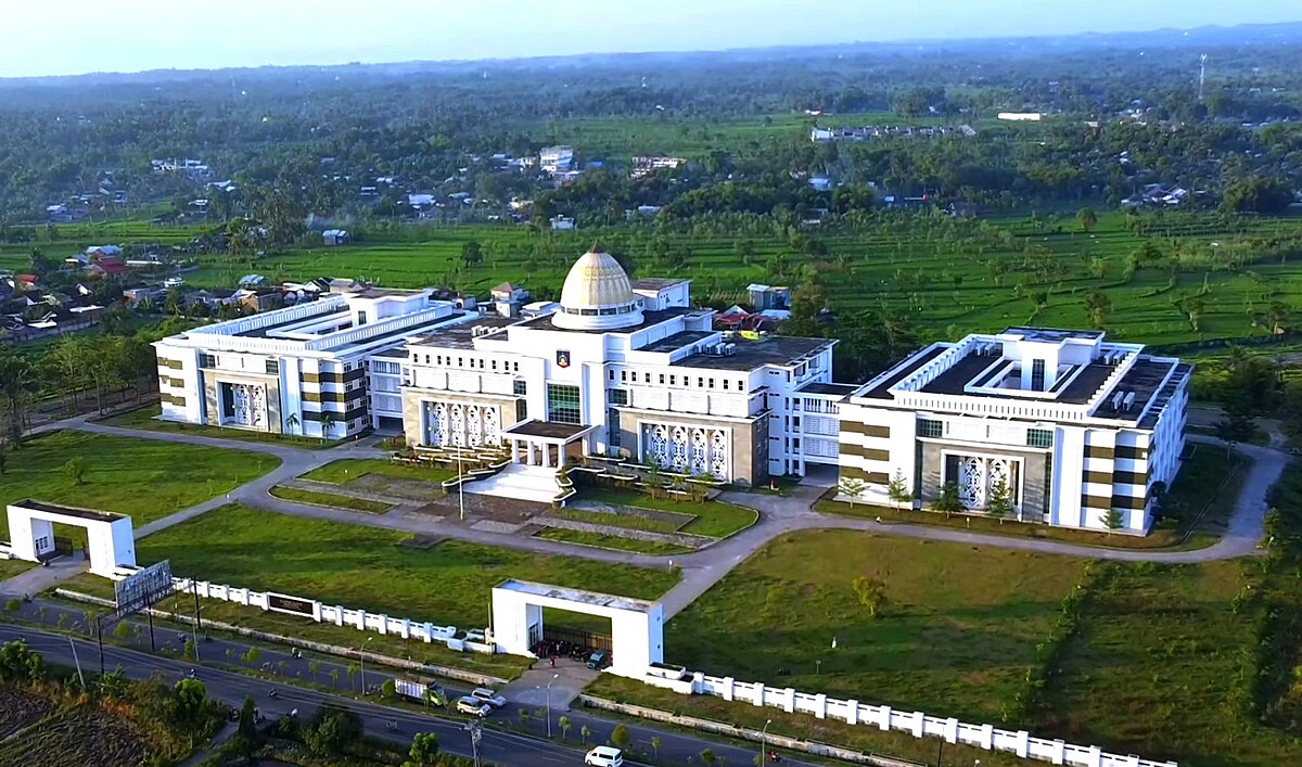 Kantor Bupati Lombok Tengah