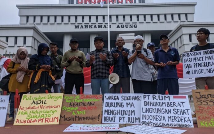 Puluhan Warga Sukoharjo Desak Kasasi Adil untuk PT RUM di Depan Mahkamah Agung