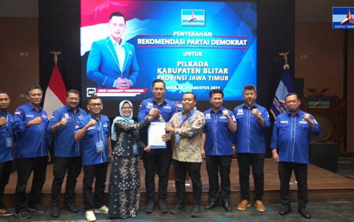 Rini Syarifah dan Abdul Ghoni Resmi Maju untuk Pilkada Blitar 2024