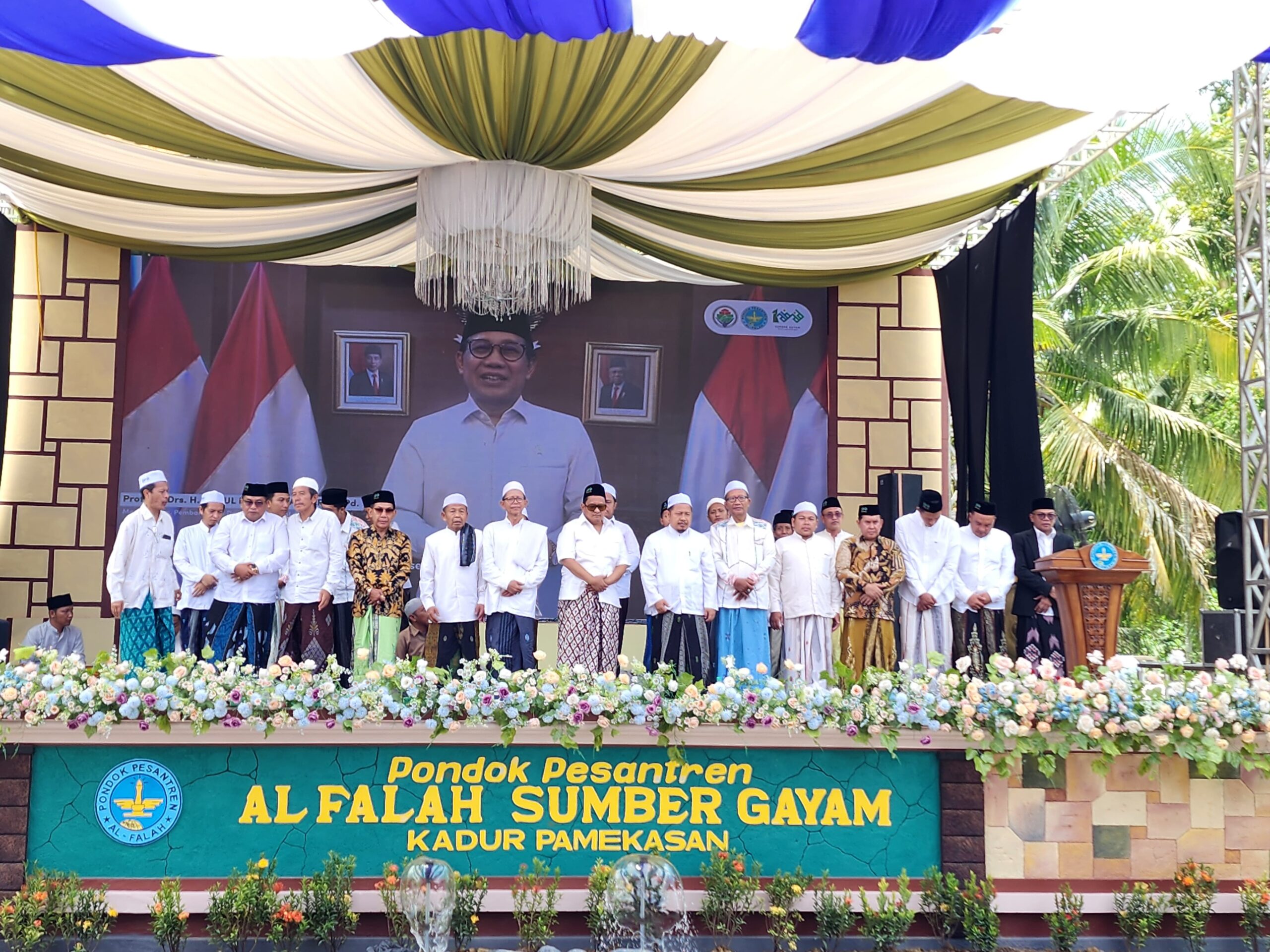 1 Abad PP. Sumber Gayam, Pengasuh: Pesantren Harus mengikuti Perkembangan Zaman