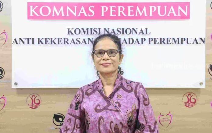 Rainy Hutabarat, Komisioner Komnas Perempuan