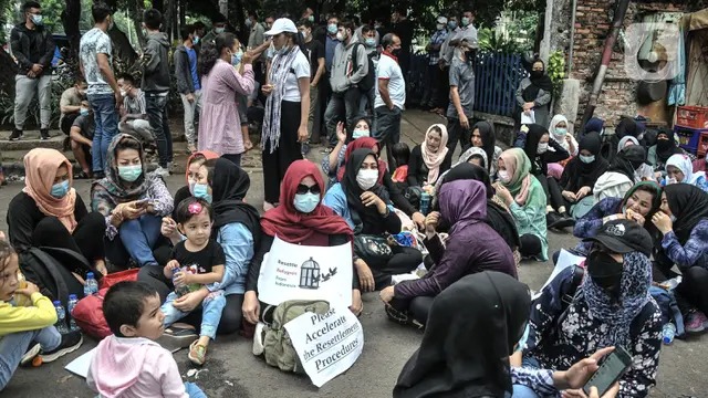 SUAKA Kecam Kekerasan Satpol PP Terhadap Pengungsi di Depan Kantor UNHCR