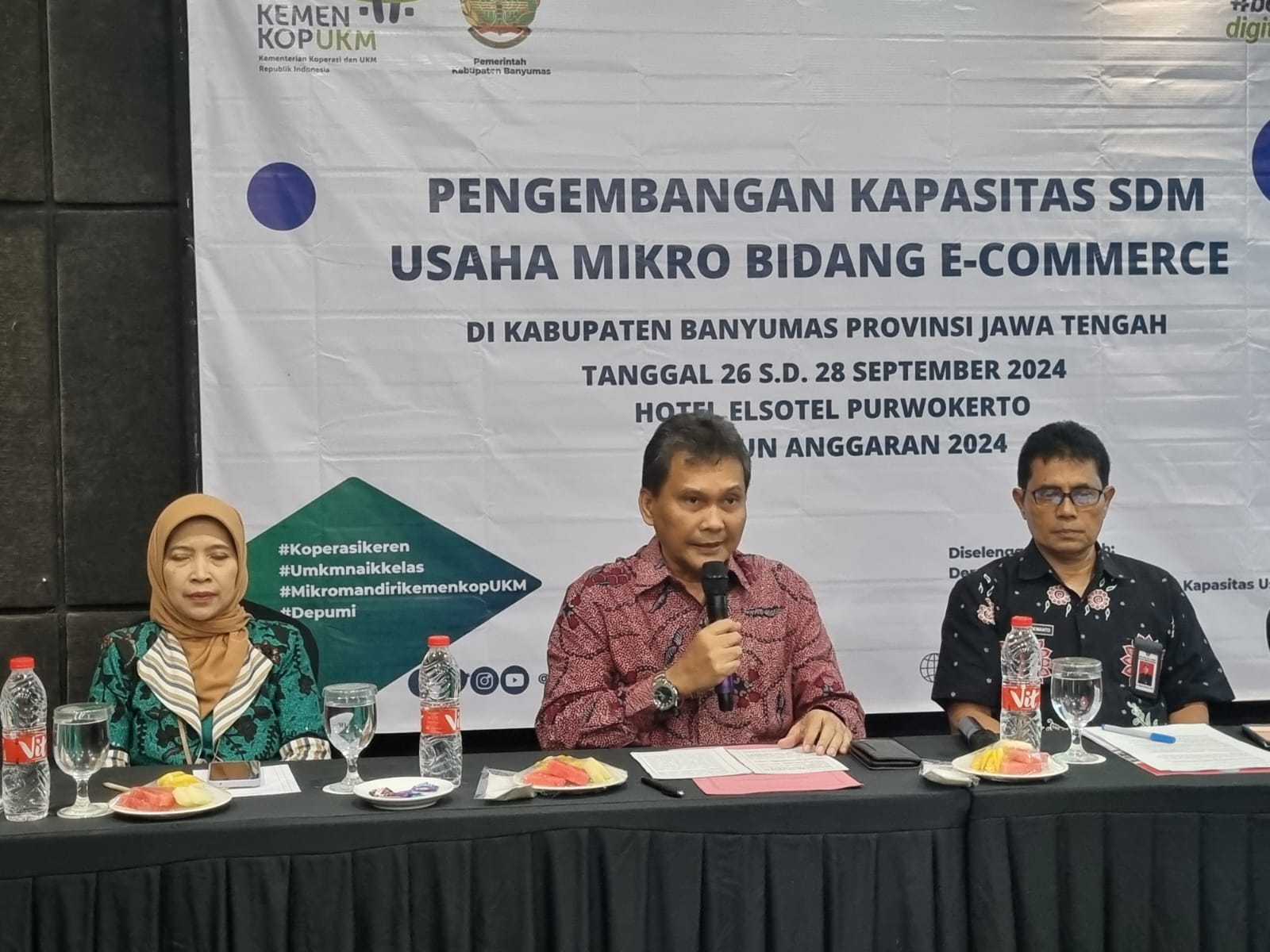 KemenKopUKM Gelar Pelatihan Digital: Usaha Mikro Siap Menembus Pasar Global!