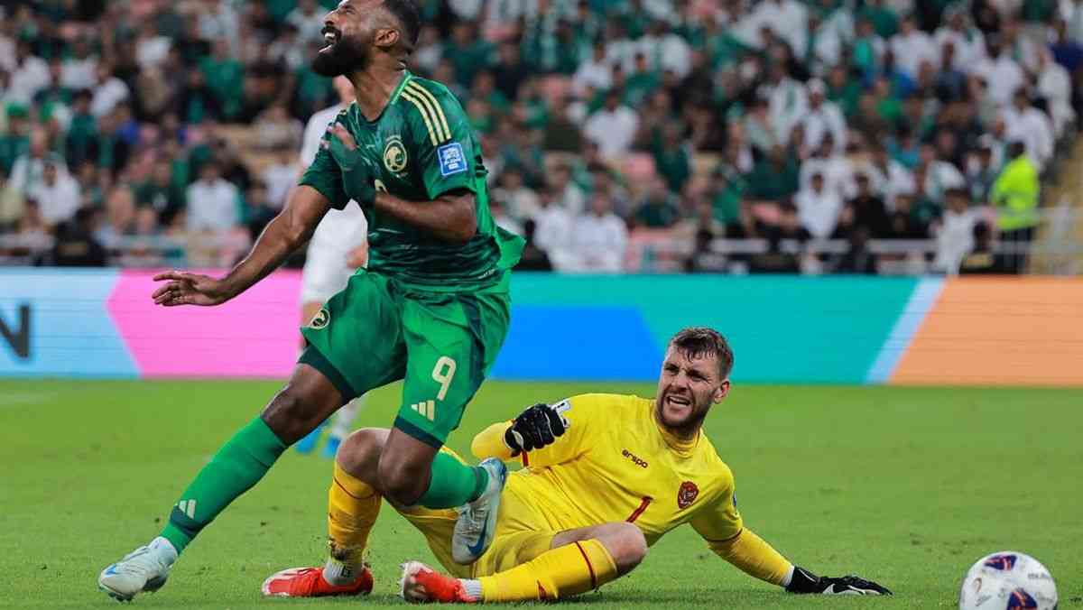 Jalani Laga Perdana Bersama Timnas, Maarten Paes: Saya Bangga Debut di Indonesia!