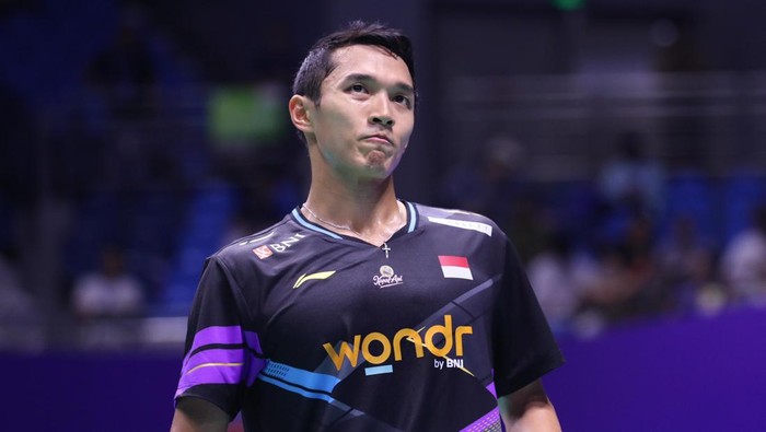 Jonatan Christie Gagal Menjuarai Arctic Open 2024 Setelah Ditekuk Chou Tien Chen di Final