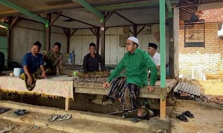 Cabup Ra Baqir Beri Bantuan Korban Bencana Puting Beliung