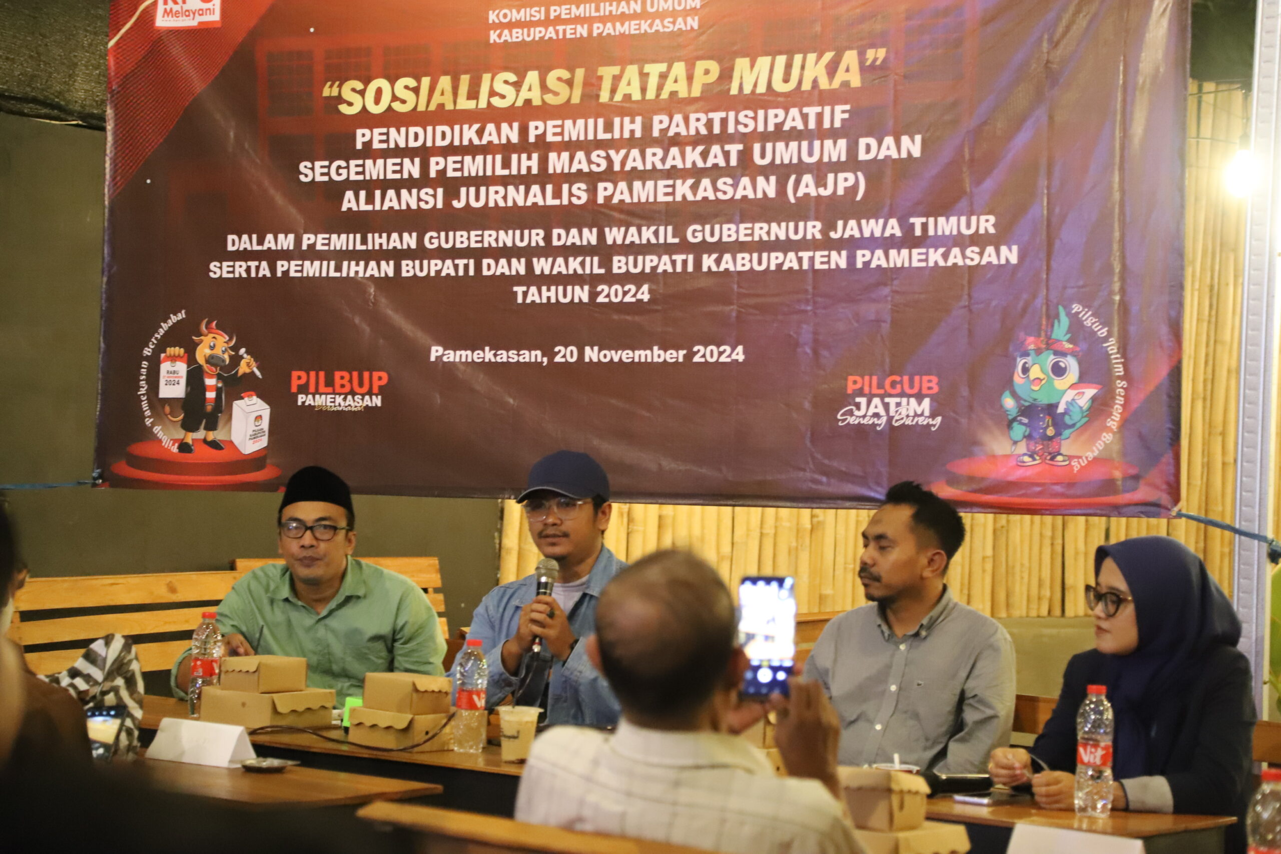 KPU Pamekasan Sosialisasi Pilkada ke Ojol, Komunitas Motor hingga Jurnalis