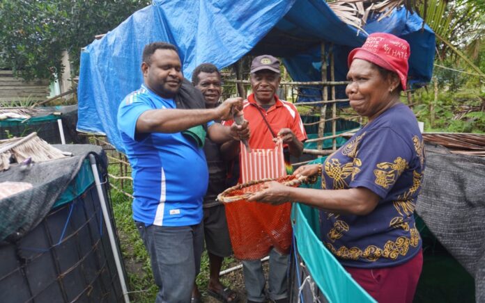 Pemerintah Desa Mosun di Kabupaten Maybrat Gandeng Fasilitator TEKAD Bangkitkan Potensi Ekonomi Lokal Desa