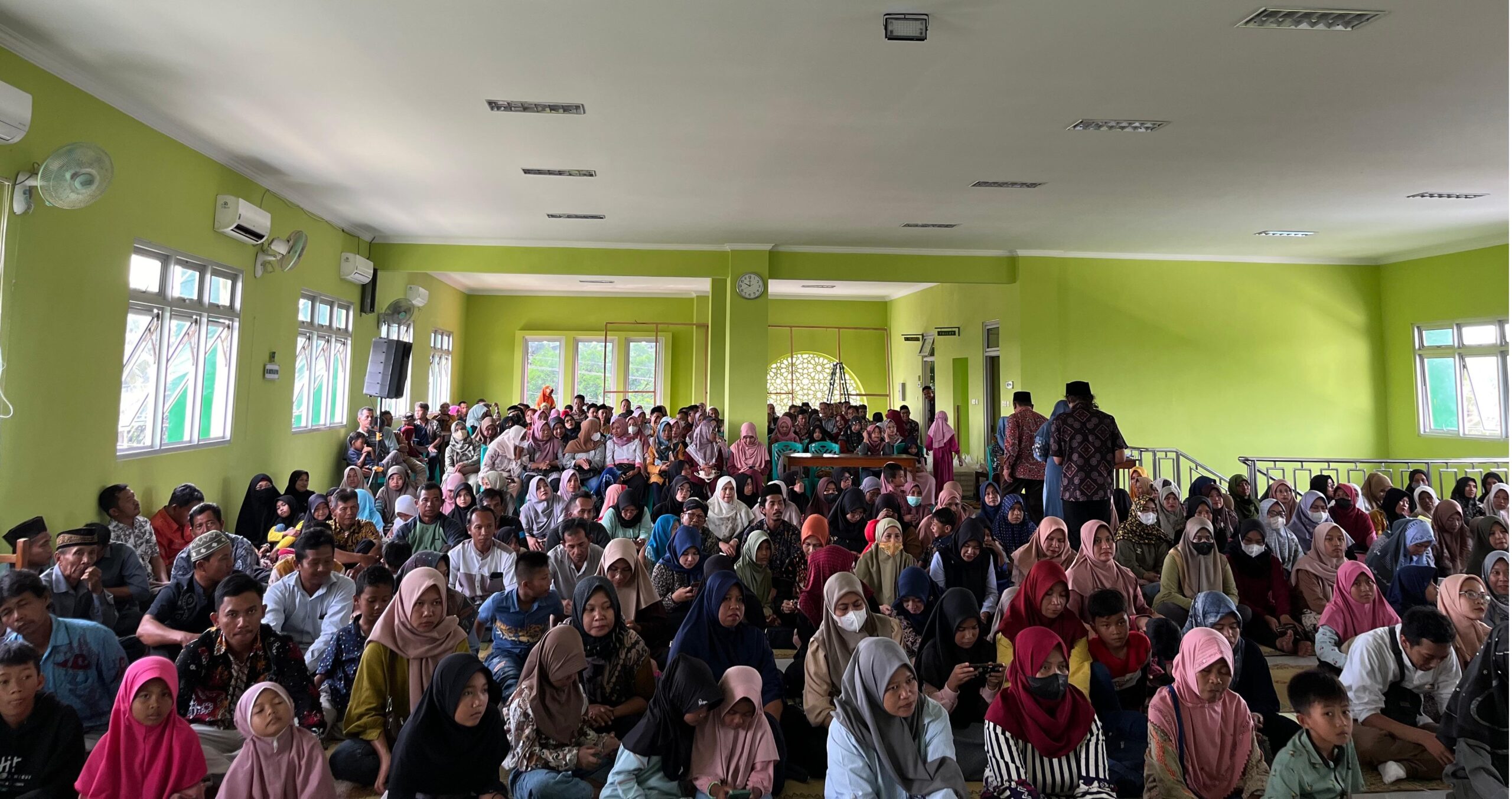 Kaisar Abu Hanifah Serahkan Bantuan PIP di Kulonprogo, Komitmen Perjuangkan Pendidikan Yogyakarta