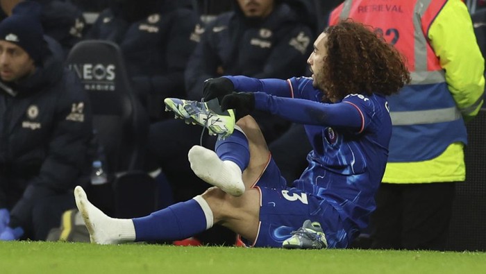 Enzo Maresca Hindari Bicara Kans Juara Chelsea, Sindir Momen Cucurella Terpeleset