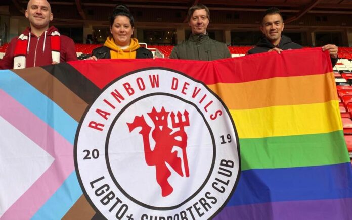 Kontroversi di MU: Pemain Tolak Jaket LGBT, Sponsor Kecewa Besar!