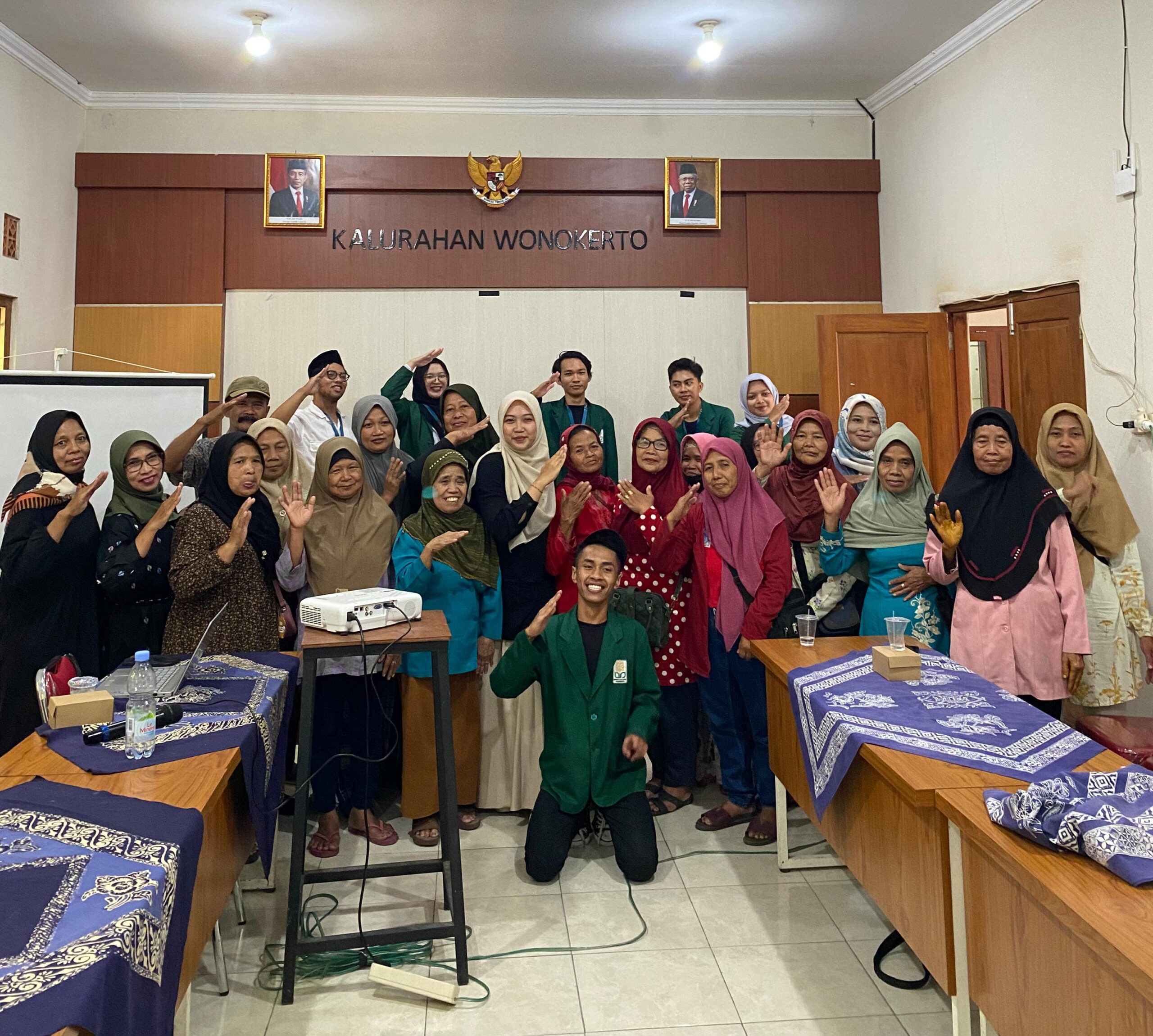 Mahasiswa KKN Sekolah Pasar Gelar Workshop Sertifikasi Halal untuk UMKM dan Pedagang Pasar Balerante