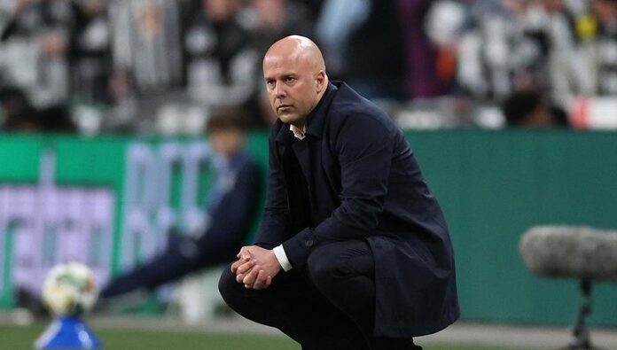 Liverpool Hampir Juara, Arne Slot Tetap Sebut Premier League Sulit